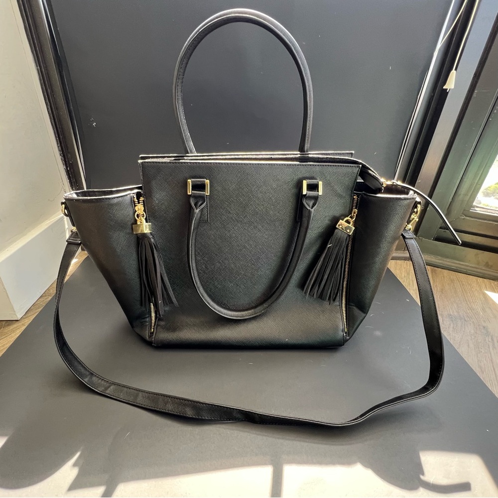 H & M black tote bag